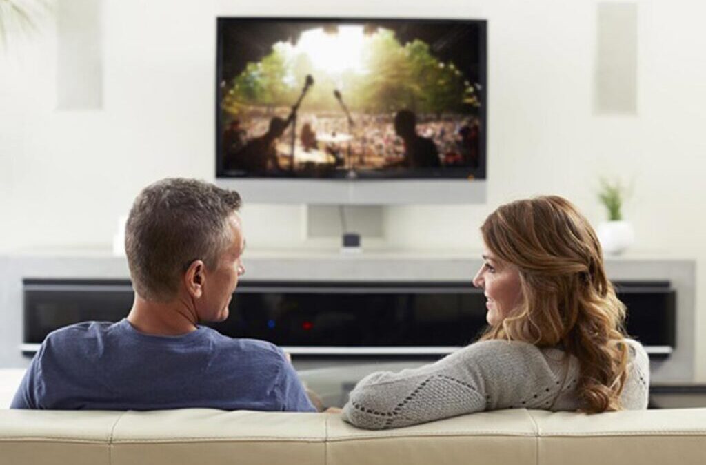 How Soundbars Can Help the Hearing Impaired Hear Their Televisions Better